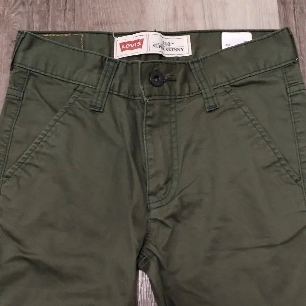 Kids Levi's 510 Super Skinny army green jeans Excellent condition